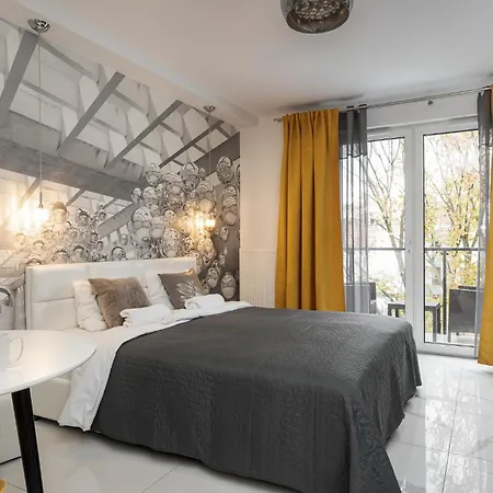 Rentplanet - Na Grobli Apartment